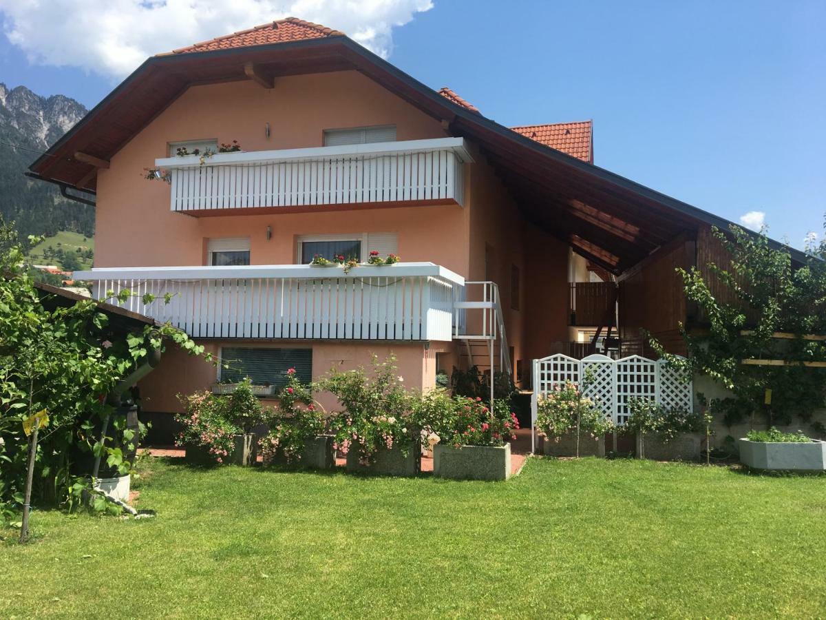 Apartma Metka Mojstrana Esterno foto